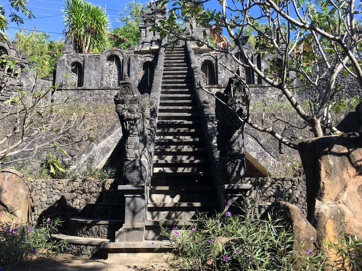 Good Karma Bungalows Amed Exterior foto